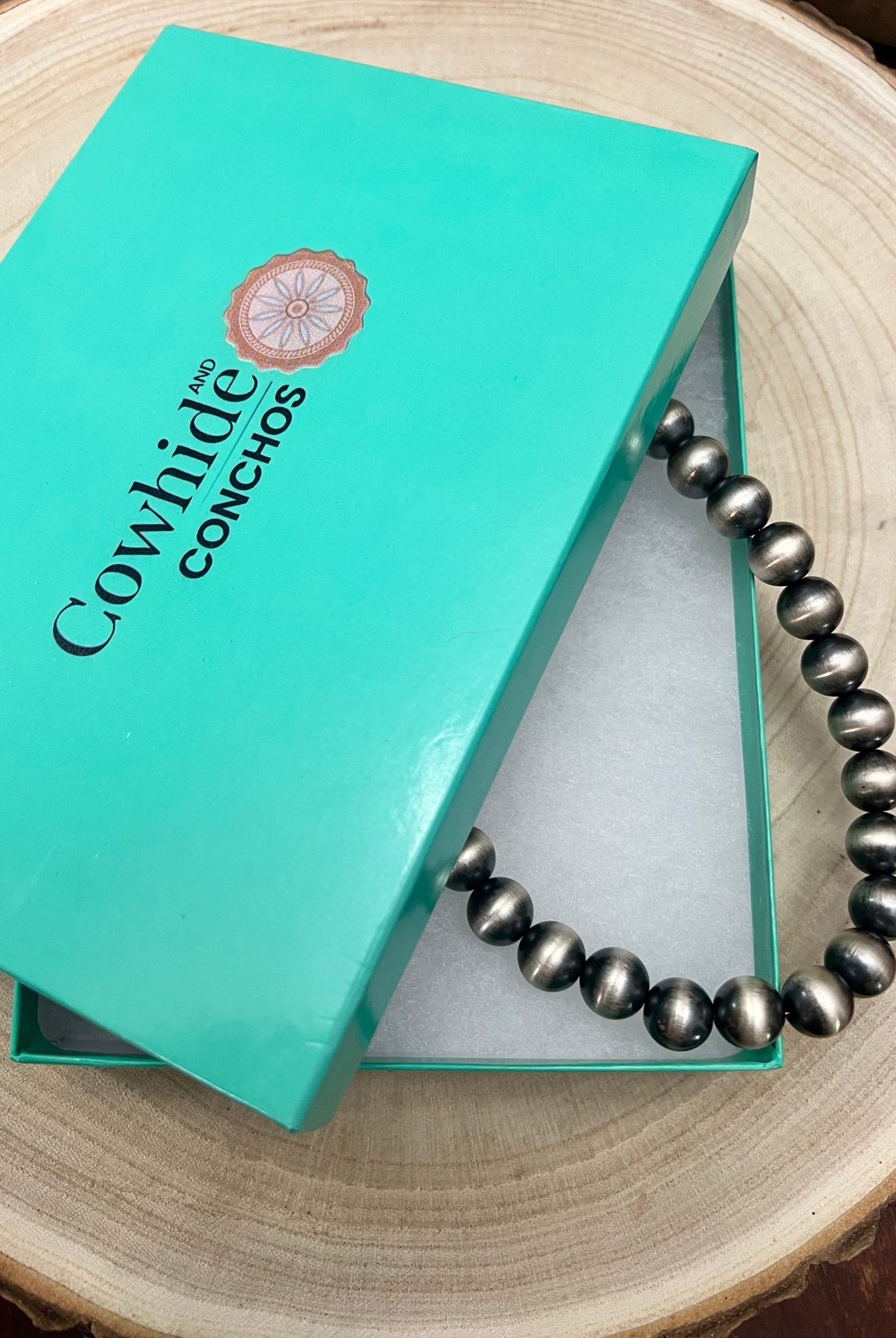 12mm Sterling Silver Pearls Necklace - 18 inch - Cowhide and Conchos