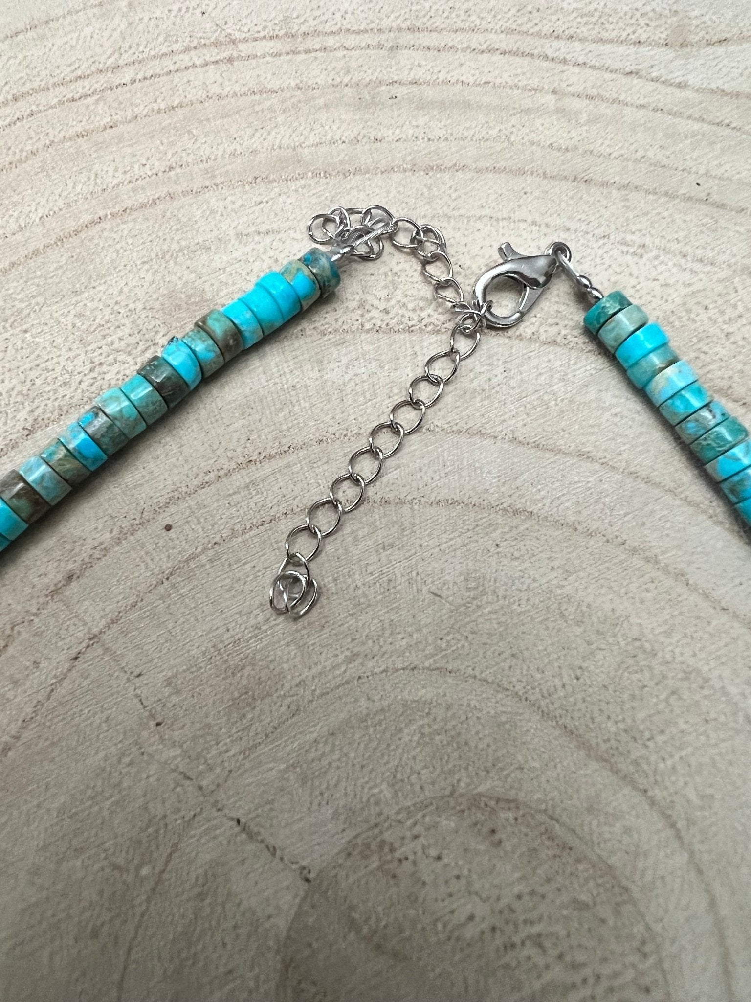4mm Sterling Pearls, Variscite Turquoise and Spiny Oyster - The Vibrant Choker - Cowhide and Conchos