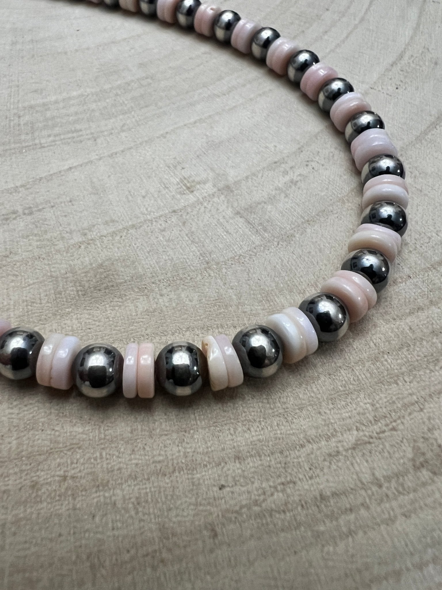 6mm Sterling Pearl & Pink Conch Choker — 14 inch (with 2 inch extender) - Cowhide and Conchos