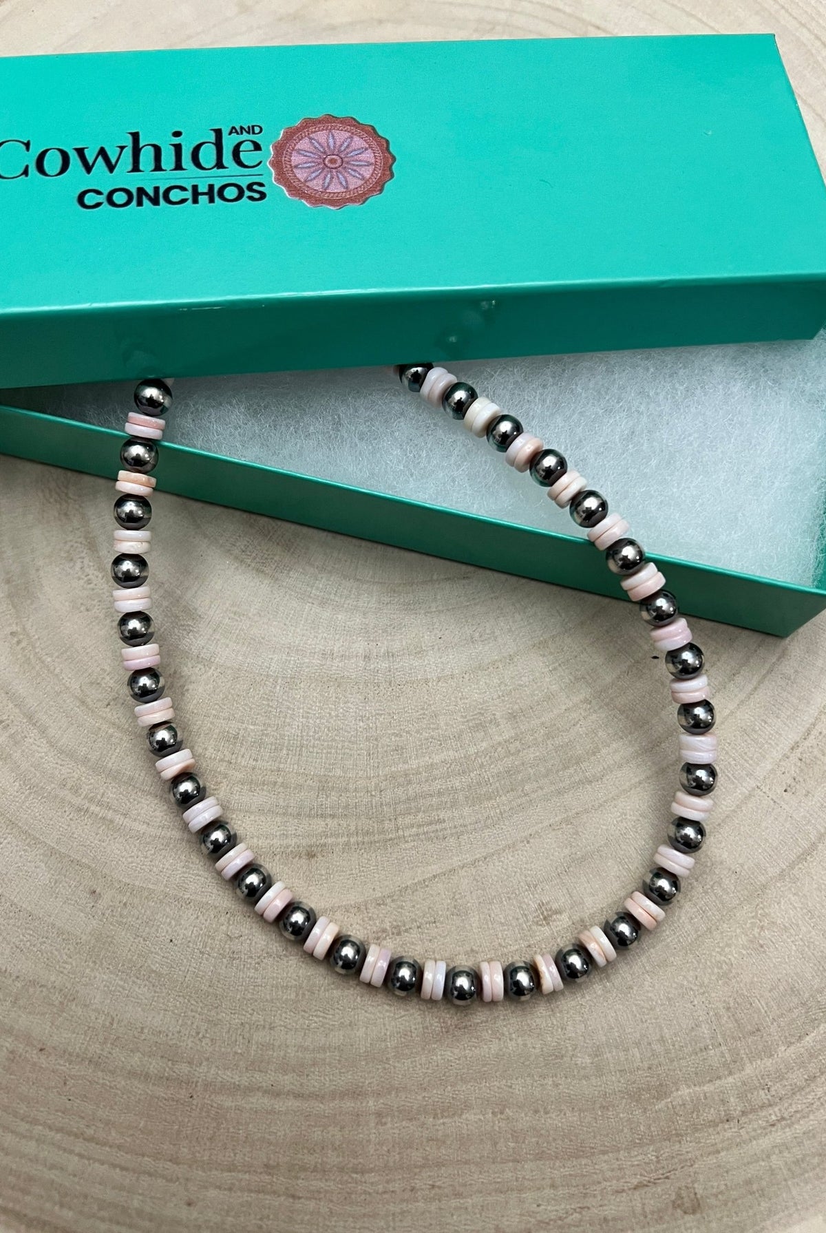 6mm Sterling Pearl & Pink Conch Choker — 14 inch (with 2 inch extender) - Cowhide and Conchos