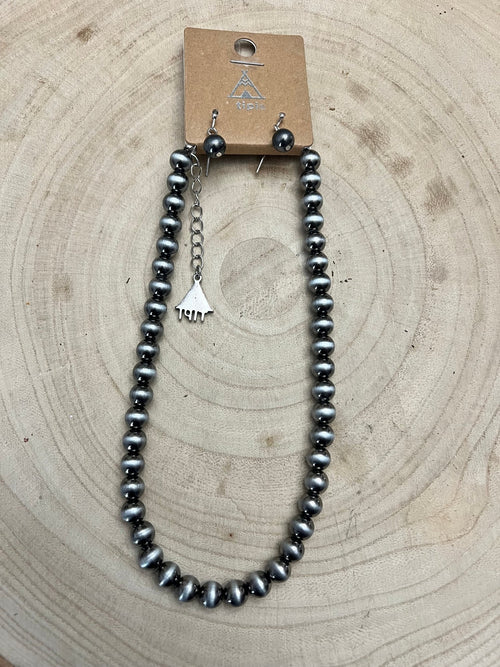 8mm Fashion Pearl Choker Necklace & Earring Set - 14 inch + 2 - Cowhide and Conchos