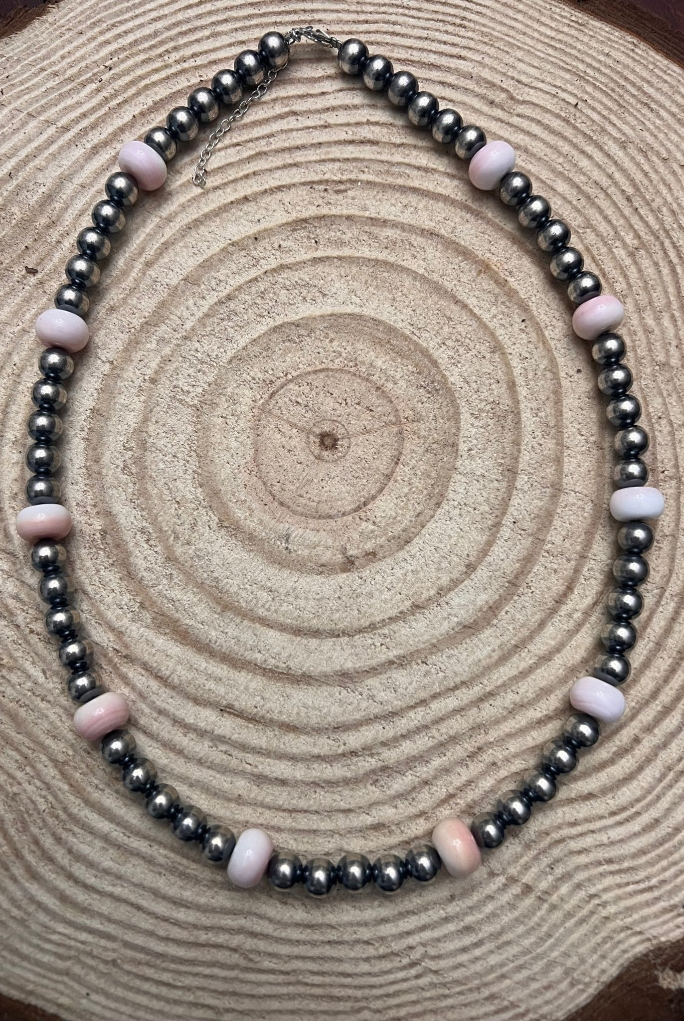 8mm Sterling Pearl and pink conch - 20 inch - Cowhide and Conchos
