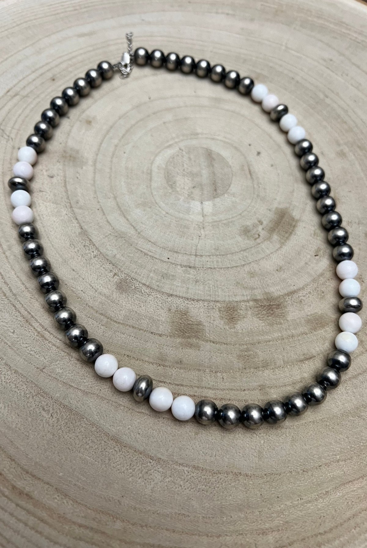 8mm Sterling Pearl, Saucer and pink conch - 19 inch - Cowhide and Conchos