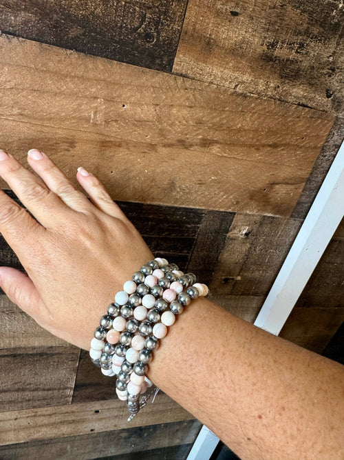 8mm Sterling Silver Pearls bracelet with pink conch beads - 6 inch bracelet - Cowhide and Conchos