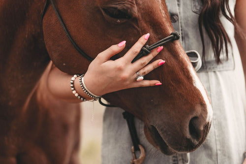 8mm Sterling Silver Pearls bracelet with pink conch beads - 6 inch bracelet - Cowhide and Conchos