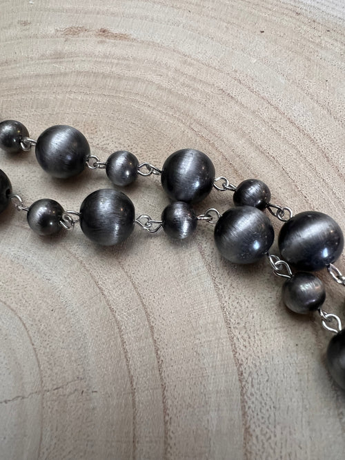 Faux Silver Pearl Lariat Necklace