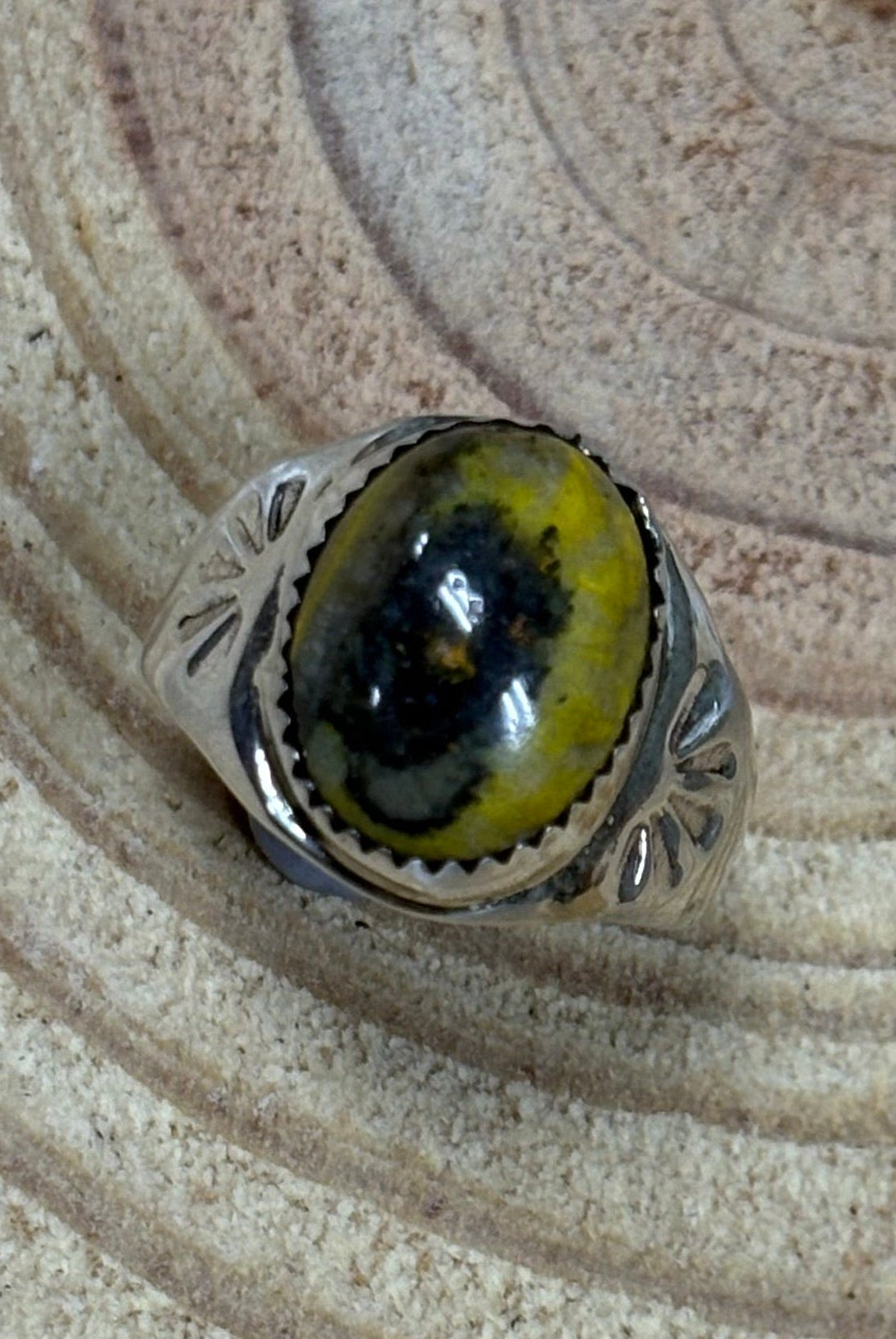Annie Lincoln Navajo Handmade Sterling Silver & Bumblebee Jasper Ring - Size 9 - Cowhide and Conchos
