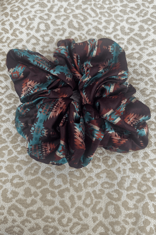 Bermuda Scrunchie - Cowhide and Conchos