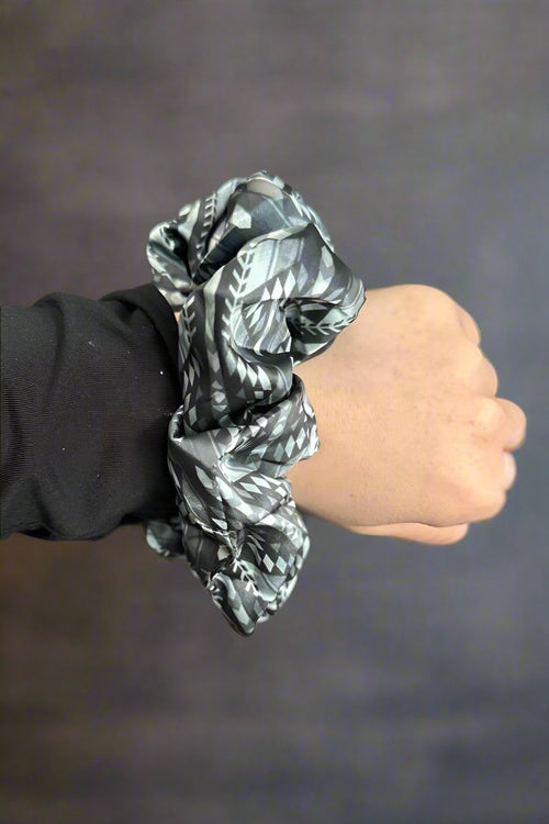 Coyote Call Scrunchie - Cowhide and Conchos