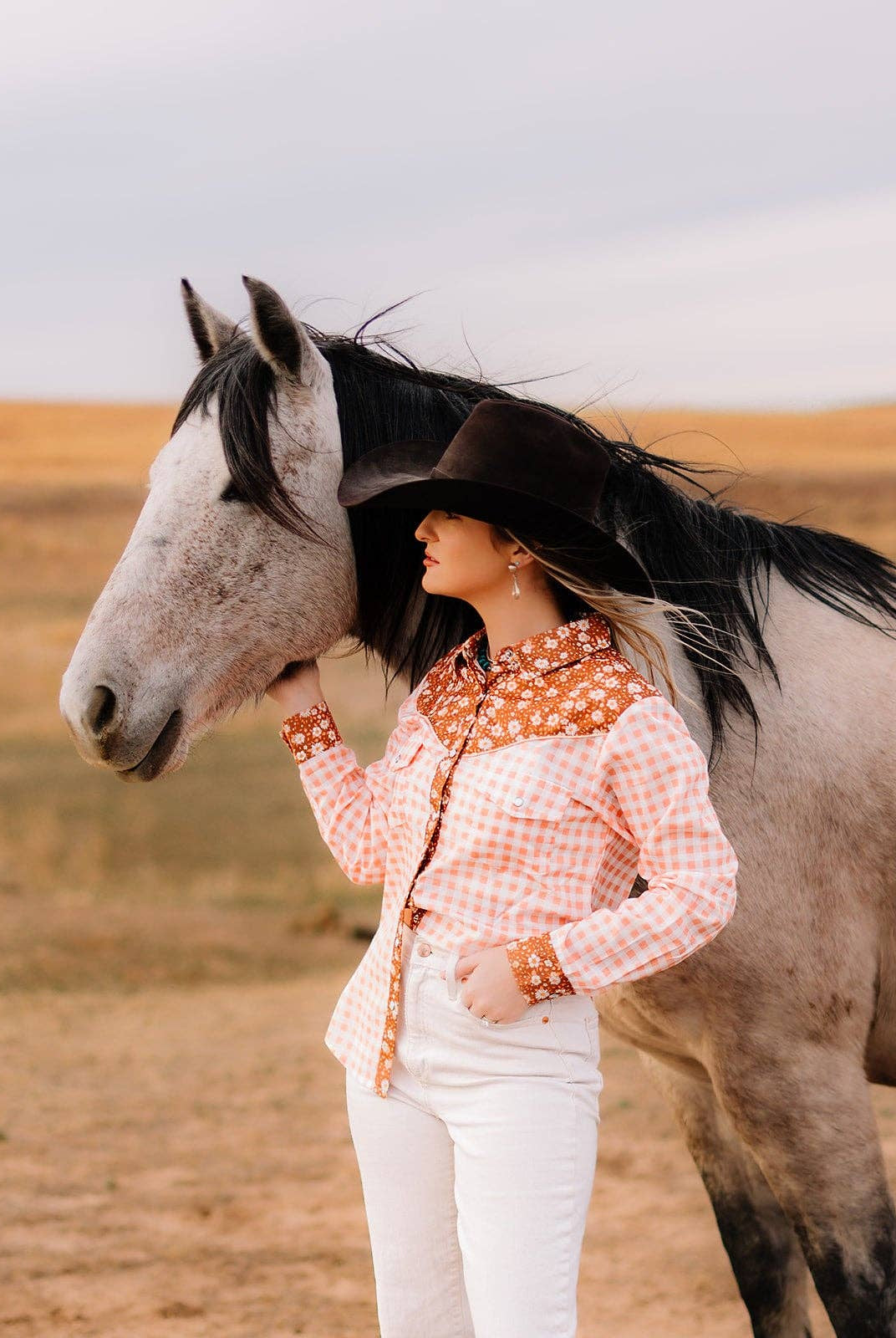 Ditzy Daisy Long Sleeve Pearl Snap Shirt - Cowhide and Conchos