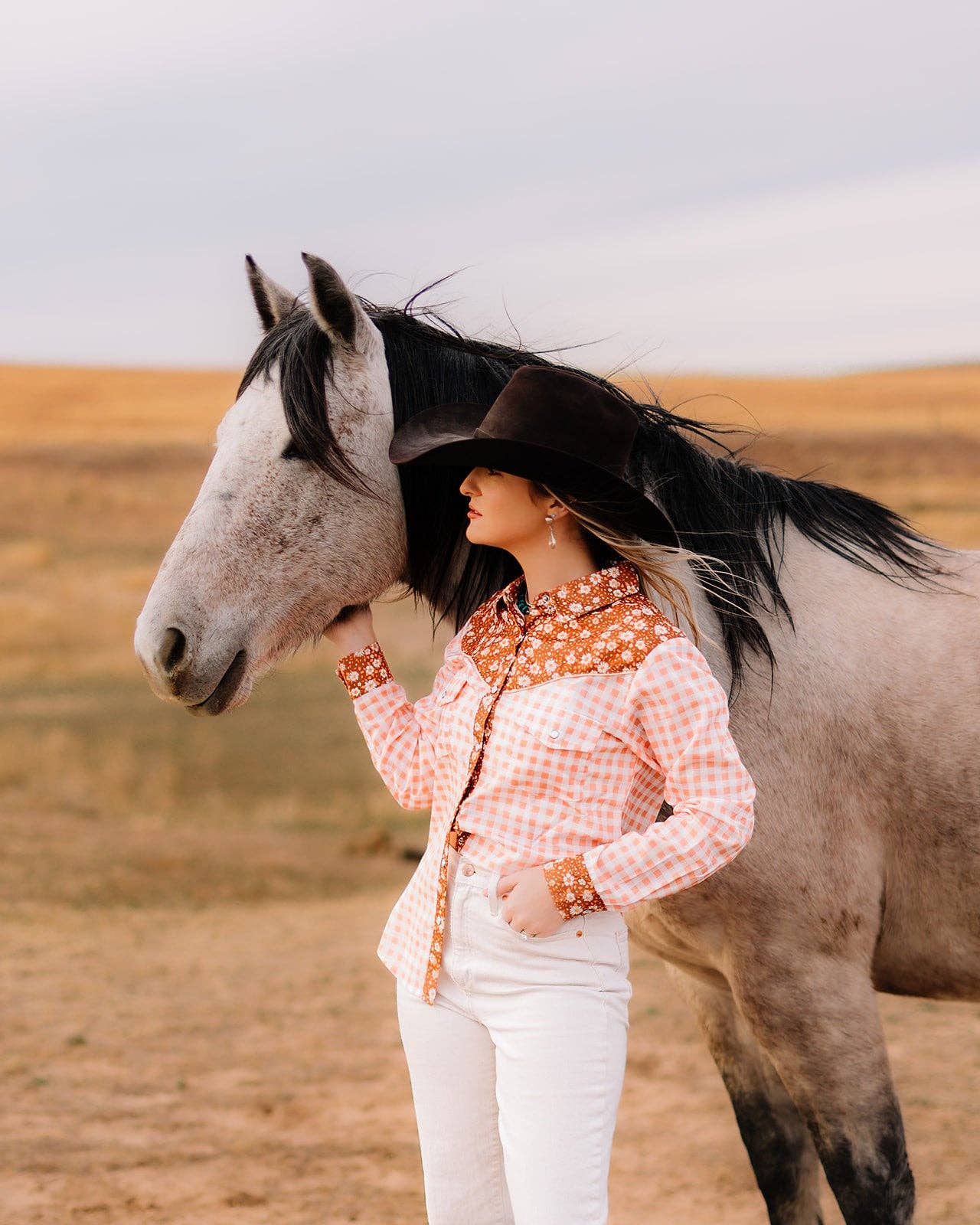 Ditzy Daisy Long Sleeve Pearl Snap Shirt - Cowhide and Conchos