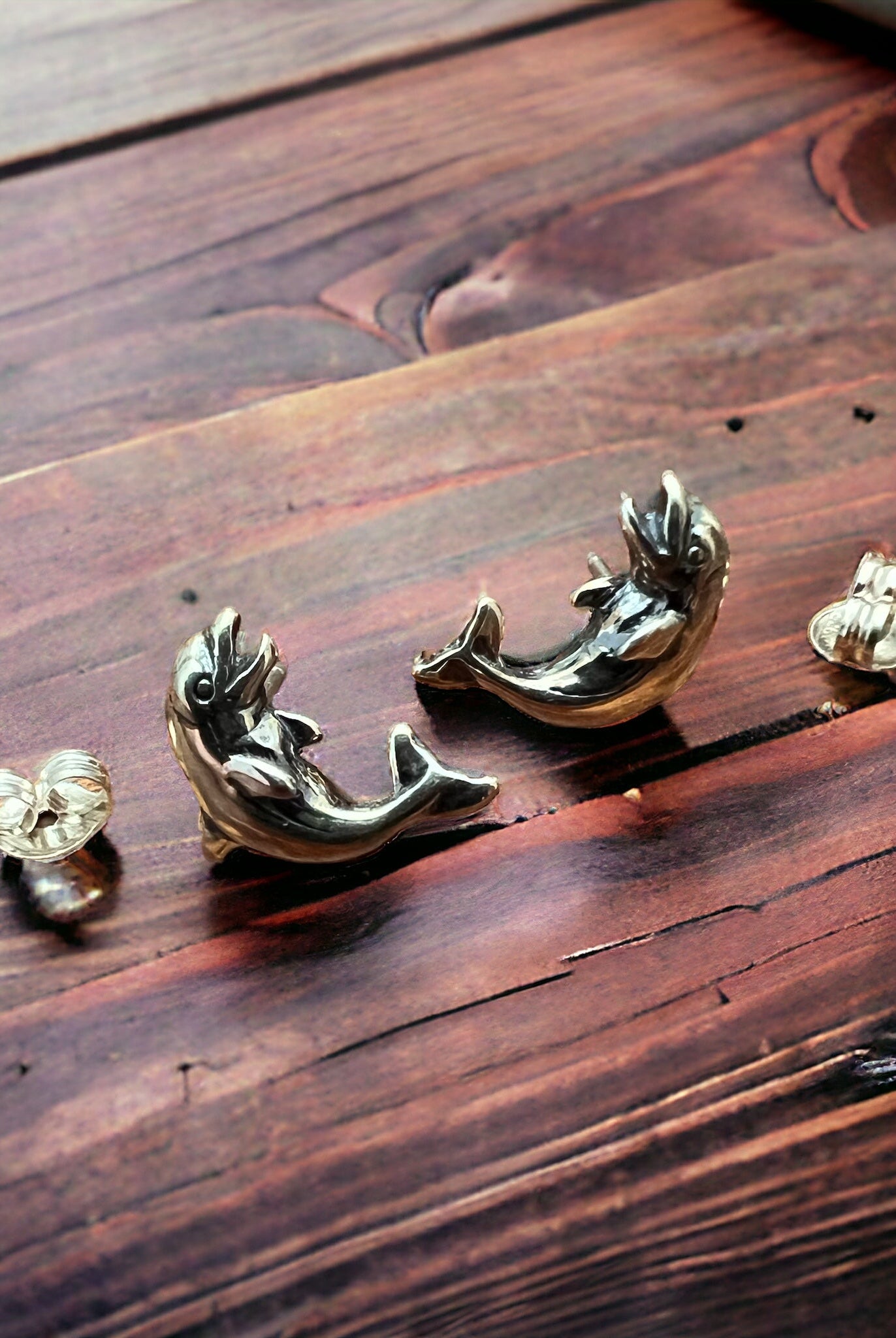 Dolphin post earring - Sterling silver - Cowhide and Conchos