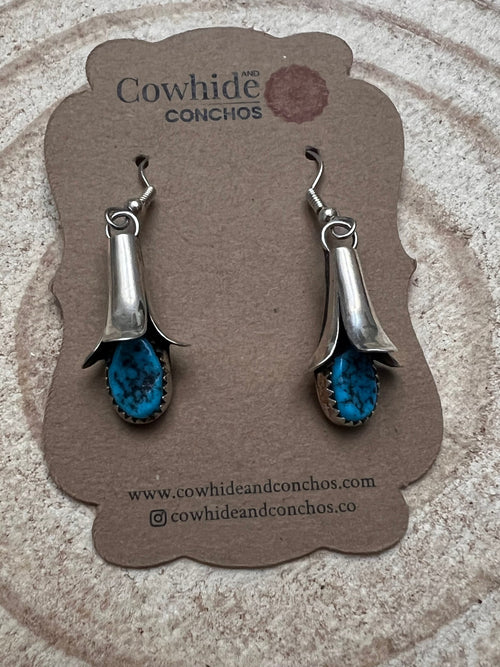 Doris Smallcanyon Kingman Turquoise Squash Blossom Earrings - Cowhide and Conchos