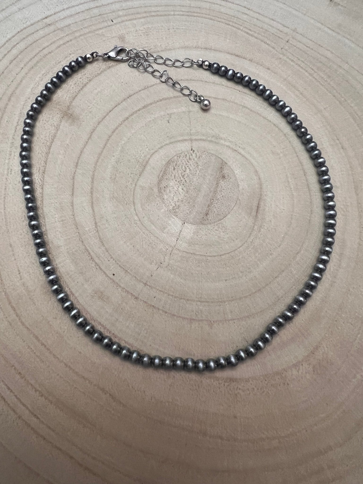 Faux Silvertone Pearl Style Choker - 4mm - Cowhide and Conchos