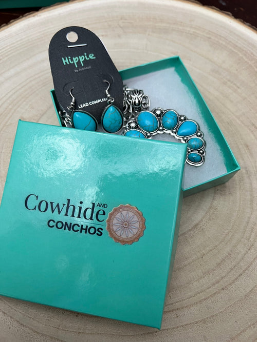 Faux Squash Blossom Pendant Necklace & Earring Set - 20 inch necklace - Cowhide and Conchos