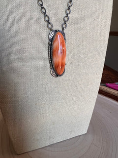 Large Navajo Handmade Spiny Oyster Necklace by Tia Long - 18 inch - Cowhide and Conchos