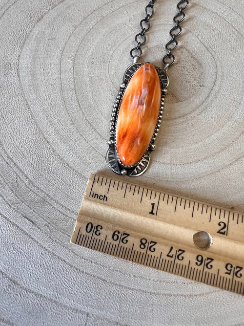 Large Navajo Handmade Spiny Oyster Necklace by Tia Long - 18 inch - Cowhide and Conchos