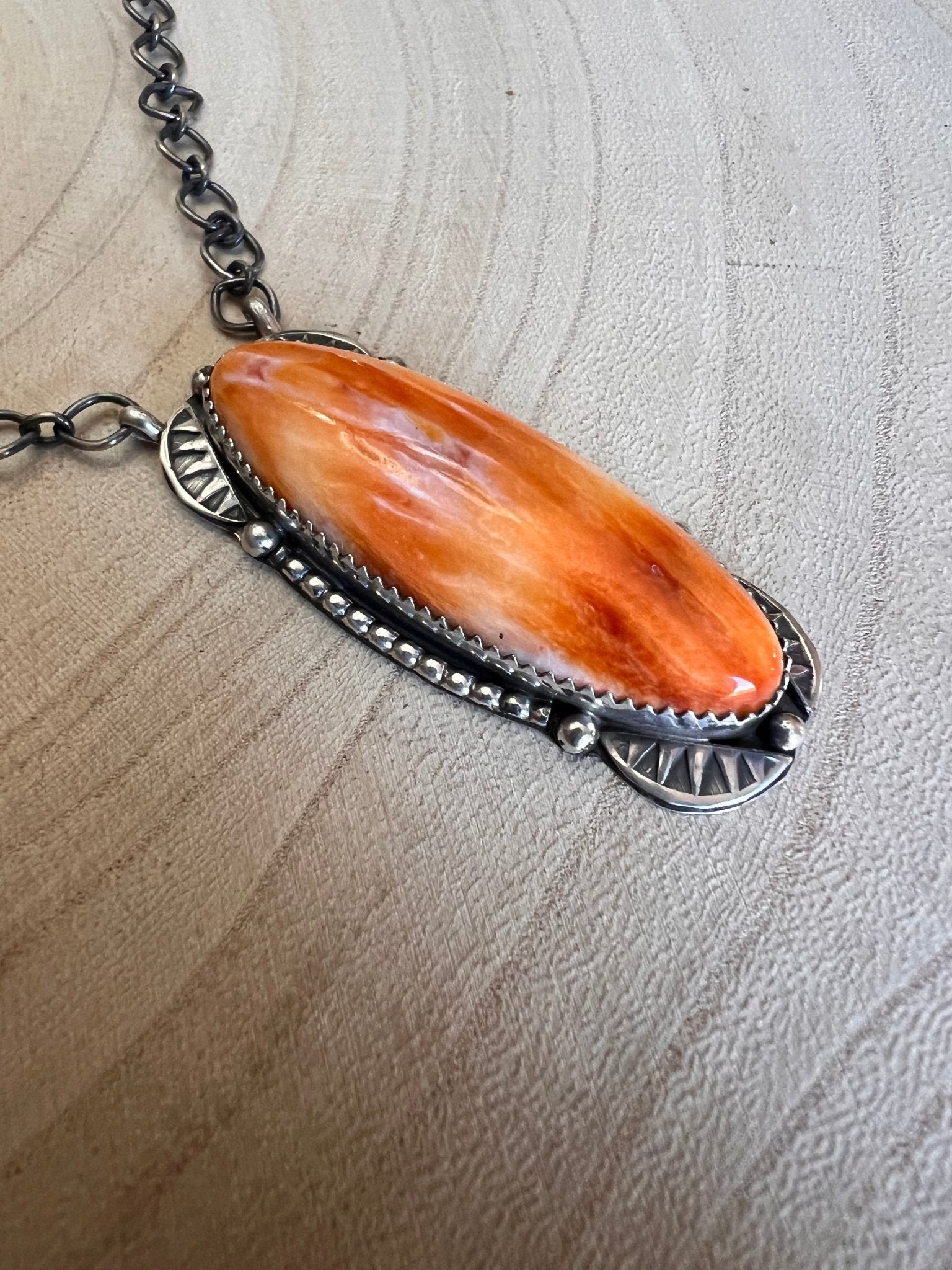 Large Navajo Handmade Spiny Oyster Necklace by Tia Long - 18 inch - Cowhide and Conchos