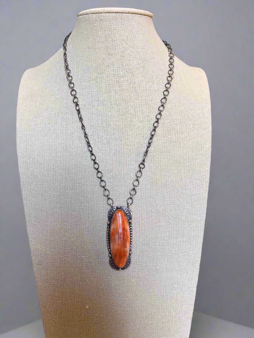 Large Navajo Handmade Spiny Oyster Necklace by Tia Long - 18 inch - Cowhide and Conchos