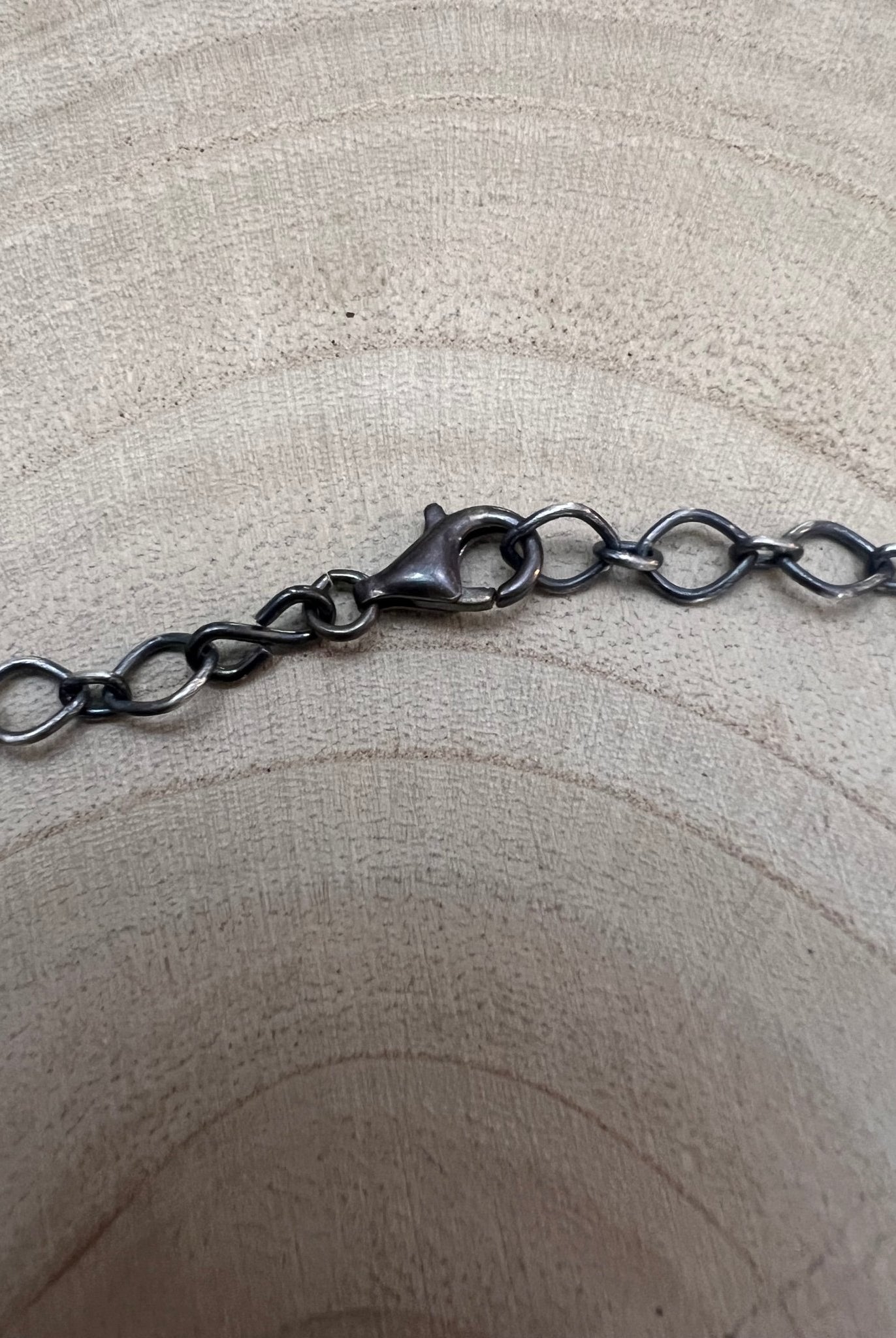 Navajo Handmade Spiny Oyster Necklace by Tia Long - 18 inch - Cowhide and Conchos