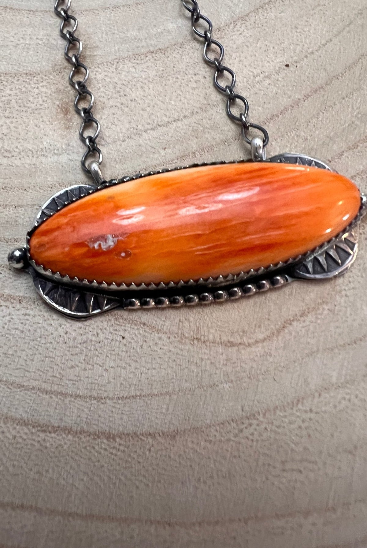 Navajo Handmade Spiny Oyster Necklace by Tia Long - 18 inch - Cowhide and Conchos