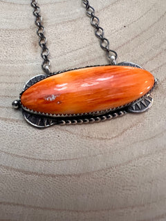 Navajo Handmade Spiny Oyster Necklace by Tia Long - 18 inch - Cowhide and Conchos