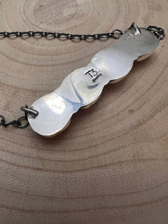 Navajo Handmade Spiny Oyster Necklace by Tia Long - 18 inch - Cowhide and Conchos