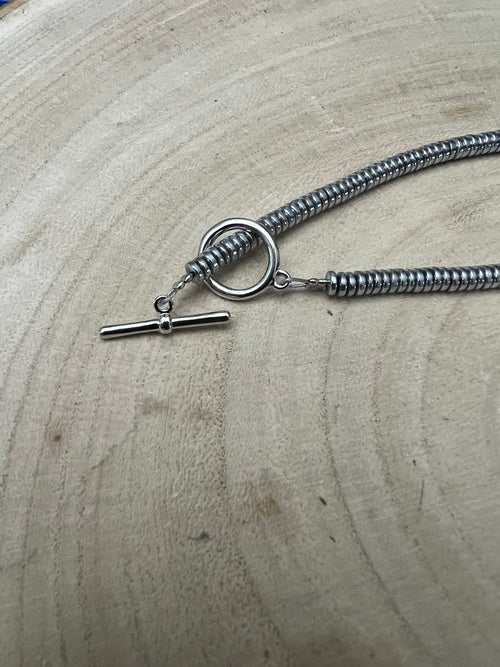 Purple spiny oyster and turquoise graduated & shell necklace - 23 inch - Cowhide and Conchos