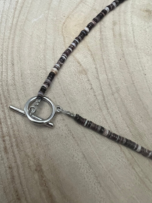 Purple spiny oyster graduated & shell necklace - 22 inch - Cowhide and Conchos