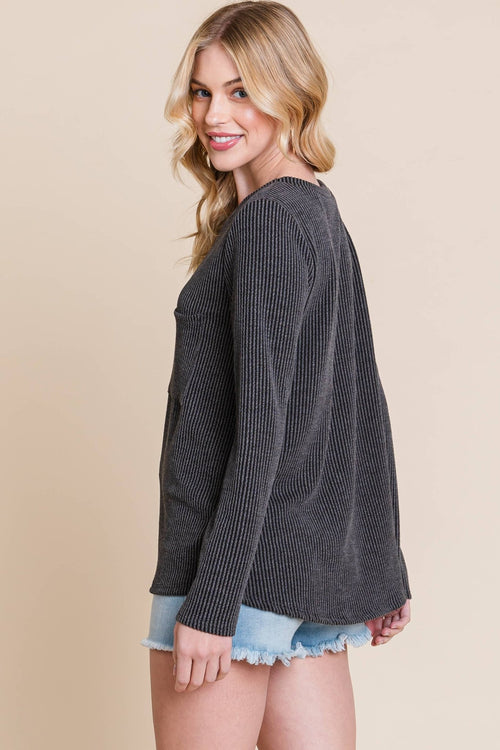 Ribbed Top with Pocket - Charcoal, Fuchsia, and Pumpkin - Cowhide and Conchos