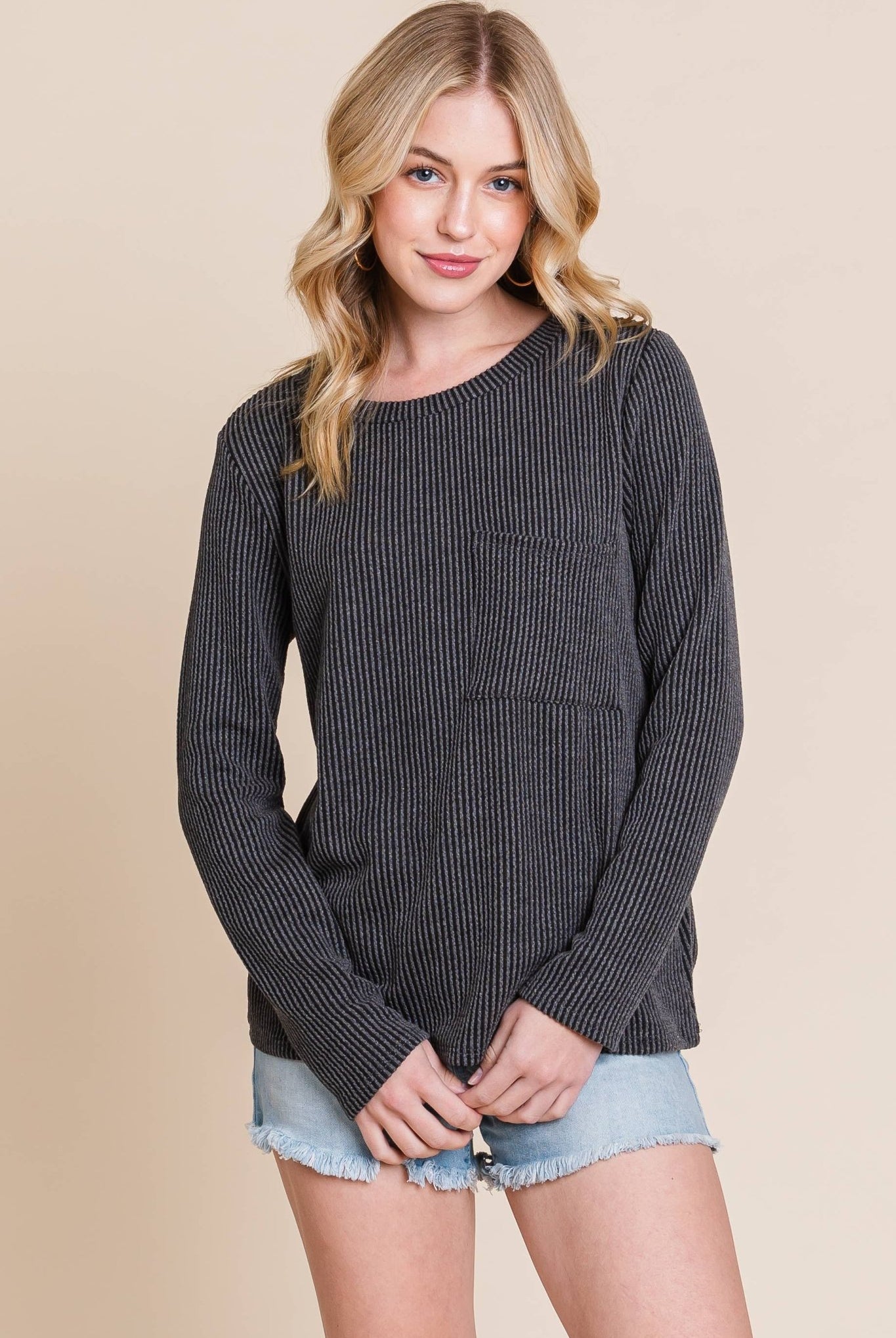 Ribbed Top with Pocket - Charcoal, Fuchsia, and Pumpkin - Cowhide and Conchos