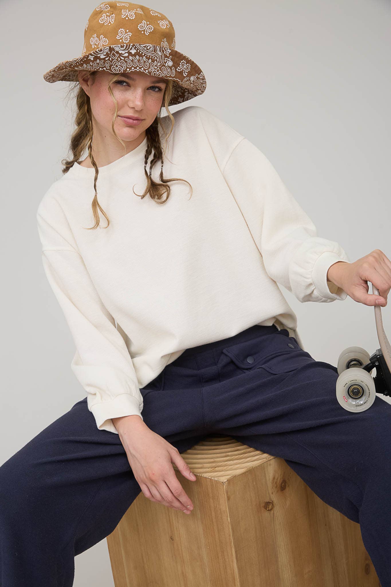 Round Up Raw Edge Marled Knit Top - Brown or Oatmeal - Cowhide and Conchos