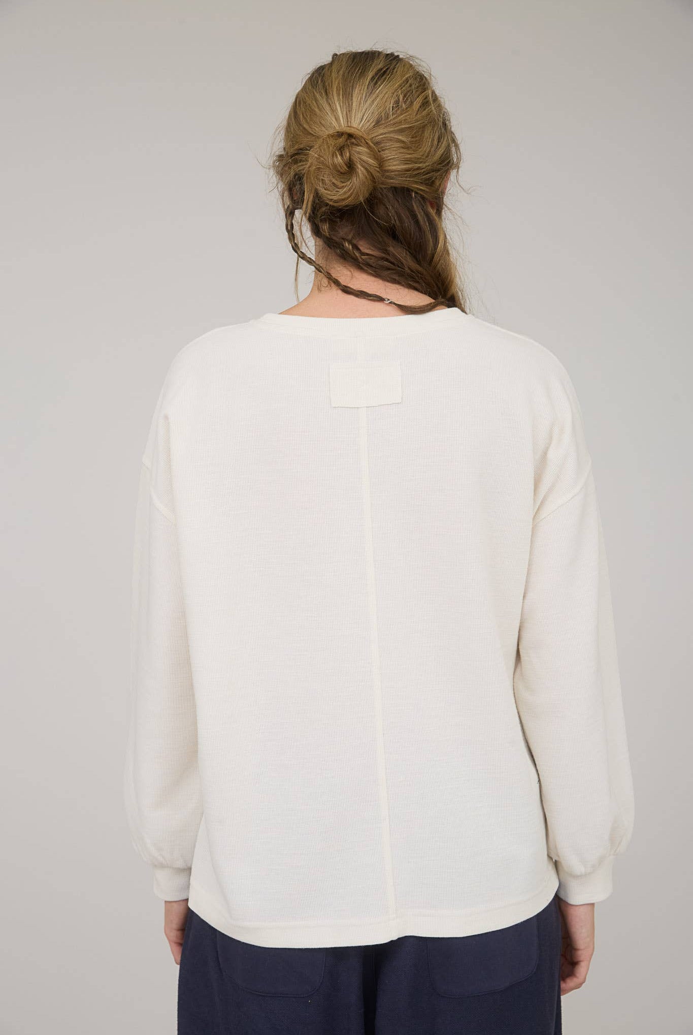 Round Up Raw Edge Marled Knit Top - Brown or Oatmeal - Cowhide and Conchos