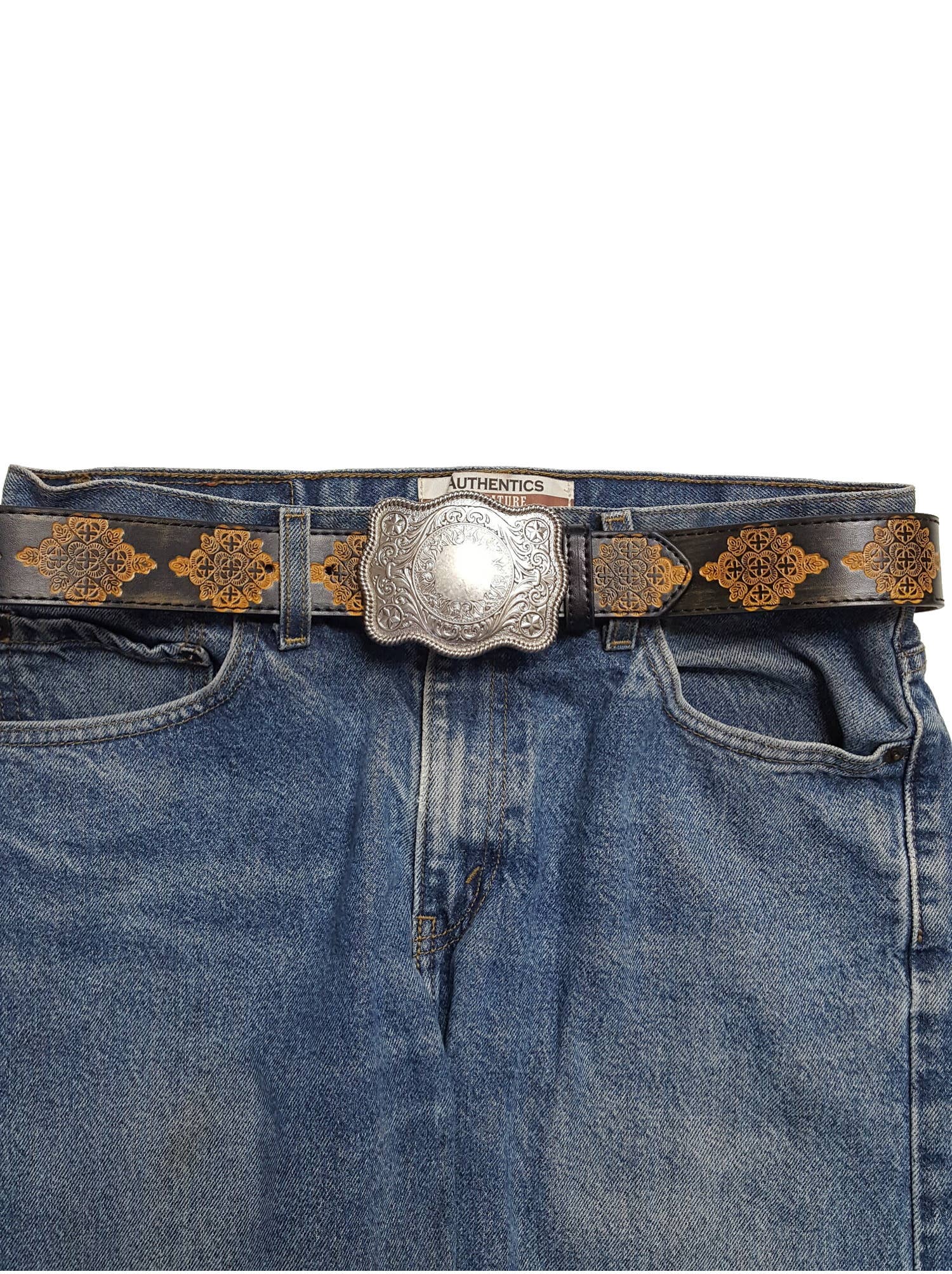 Western Matte Silver Plaque Buckle - Cowhide and Conchos