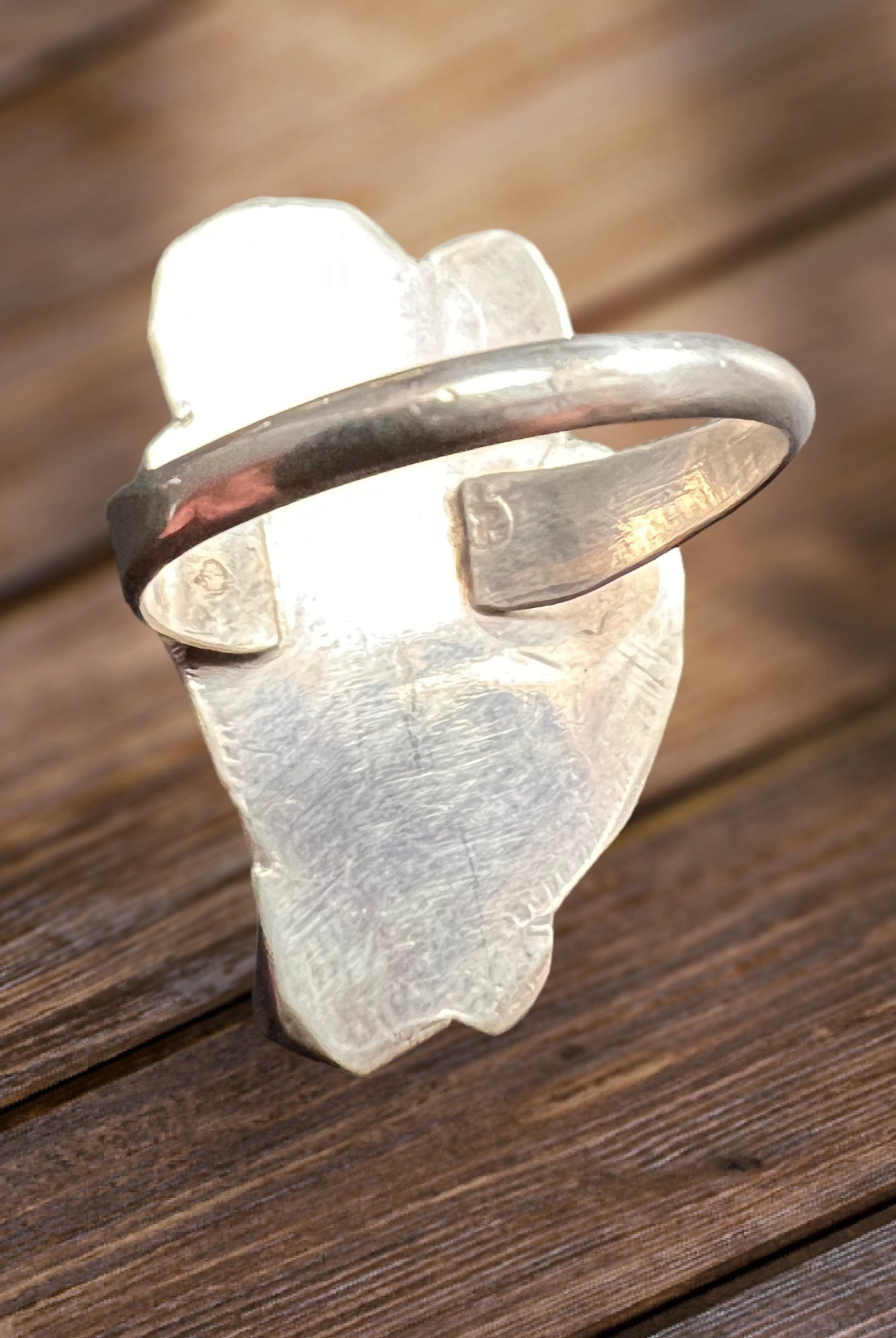 Coral and mother of pearl ring - flower style - size 5 - Cowhide and Conchos