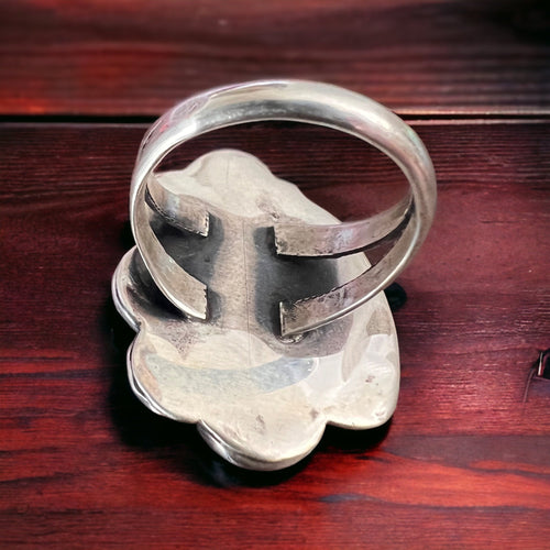 Coral ring - Coral and sterling silver with leaf - Size 6.5 - Cowhide and Conchos