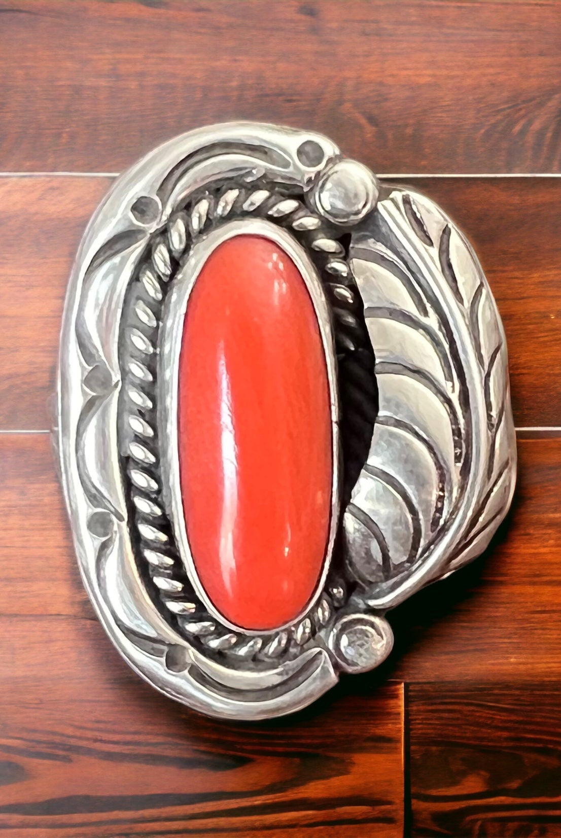 Coral ring - gorgeous large coral on sterling oval base with leaf - Size 6.5 - Cowhide and Conchos