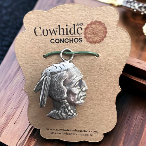 Indian head necklace - Cowhide and Conchos