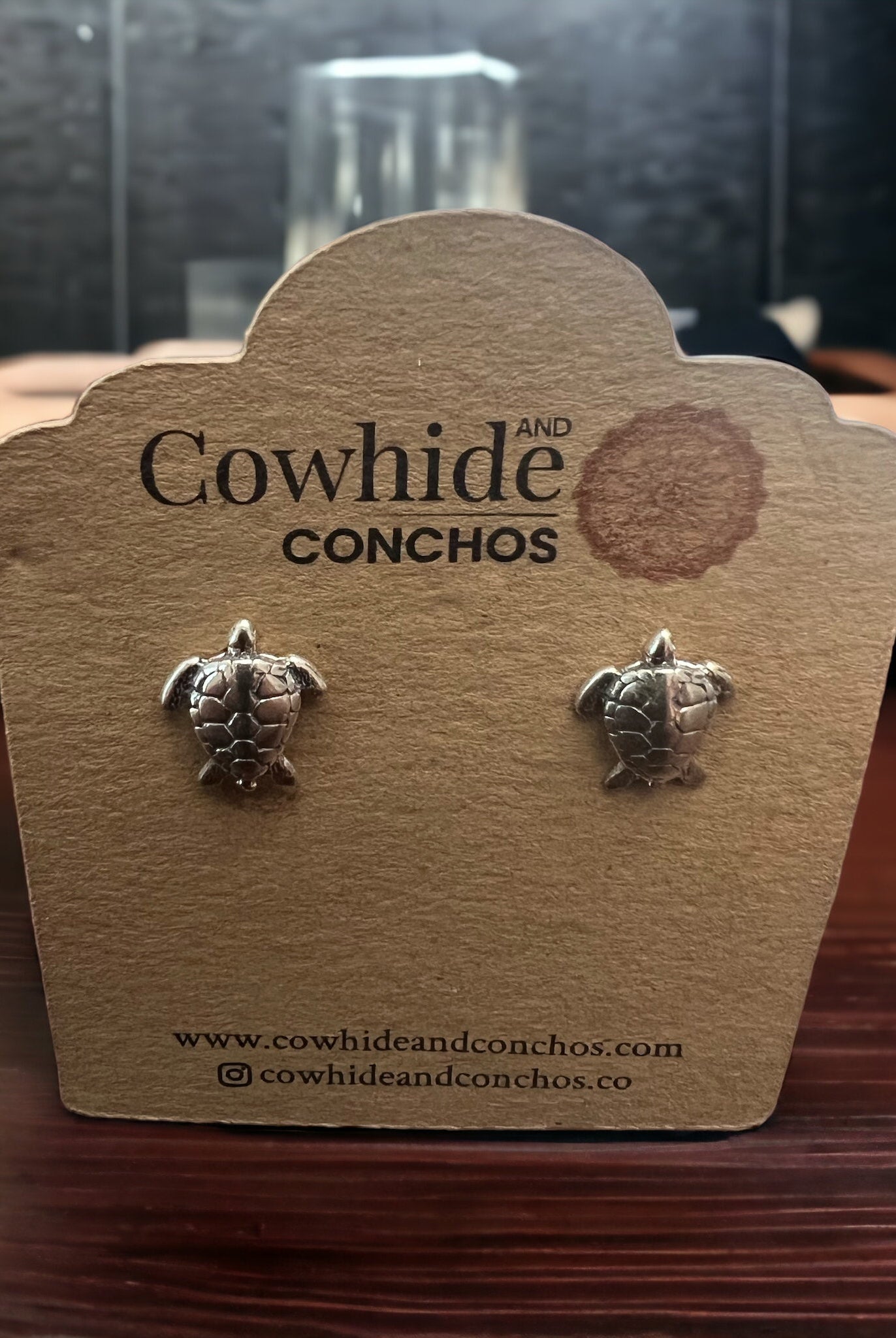 Sea Turtle post earrings - Sterling silver - Cowhide and Conchos