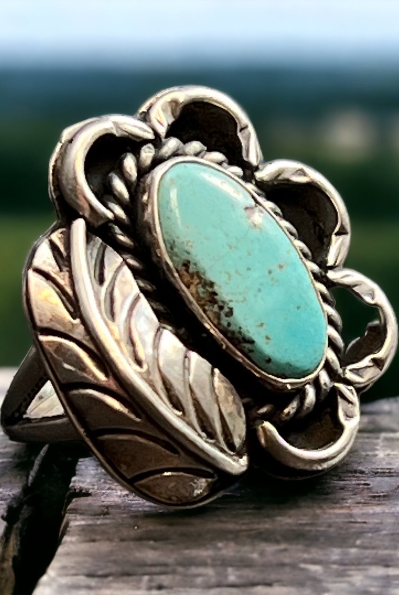 Turquoise ring - Turquoise on sterling silver with leaf - Size 4.5 - Cowhide and Conchos