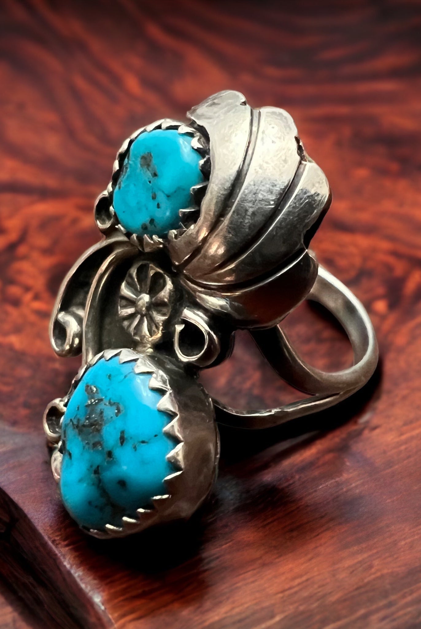 Vintage Native American handmade sterling silver and turquoise ring - Size 5 - Cowhide and Conchos