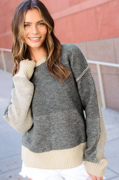 Loose Fit Color Block Textured Round Neck Sweater