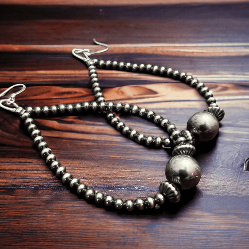 3 mm Sterling Silver Pearls earrings teardrop with 10 mm - Cowhide and Conchos