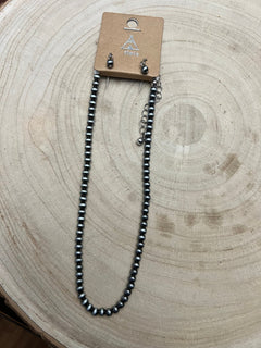 5mm Fashion Pearl Choker Necklace & Earring Set - 14 inch + 2 - Cowhide and Conchos