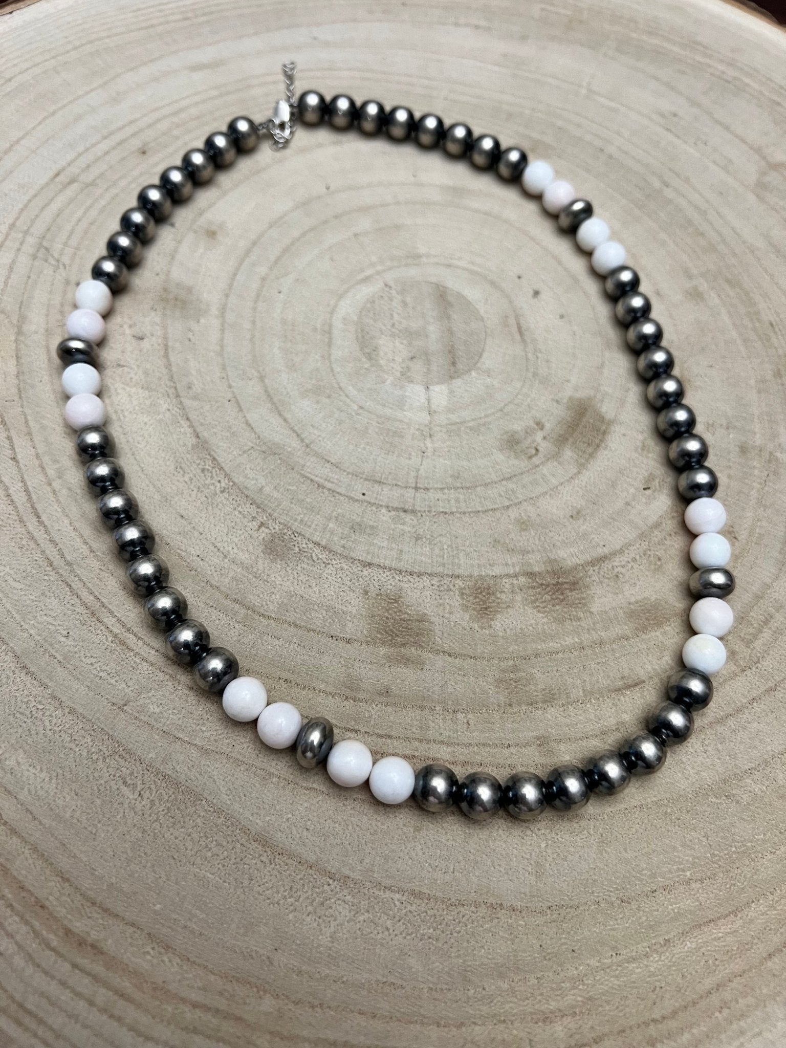 8mm Sterling Pearl, Saucer and pink conch - 19 inch - Cowhide and Conchos