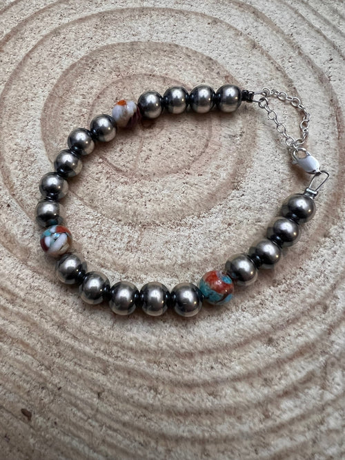 8mm Sterling Silver Pearls bracelet with Mohave beads - Cowhide and Conchos