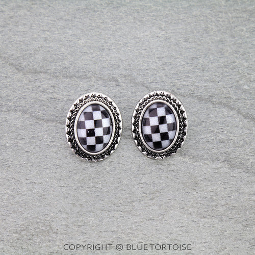 Checker Pattern Oval Stud Earrings