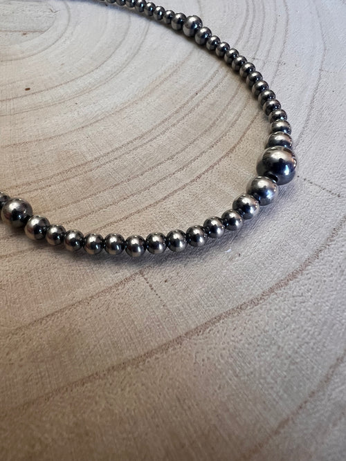 Graduated Navajo pearl necklace - 22 inch