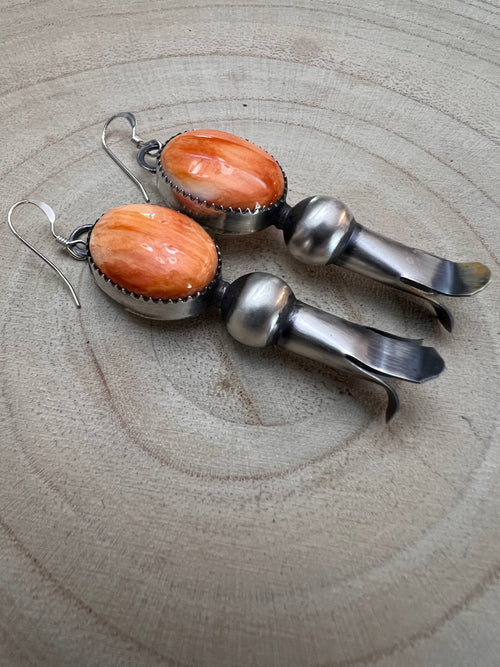 Navajo Handmade Spiny Oyster Squash Blossom Earrings by Tia Long