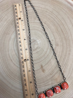 Navajo Handmade Spiny Oyster Necklace by Tia Long - 18 inch